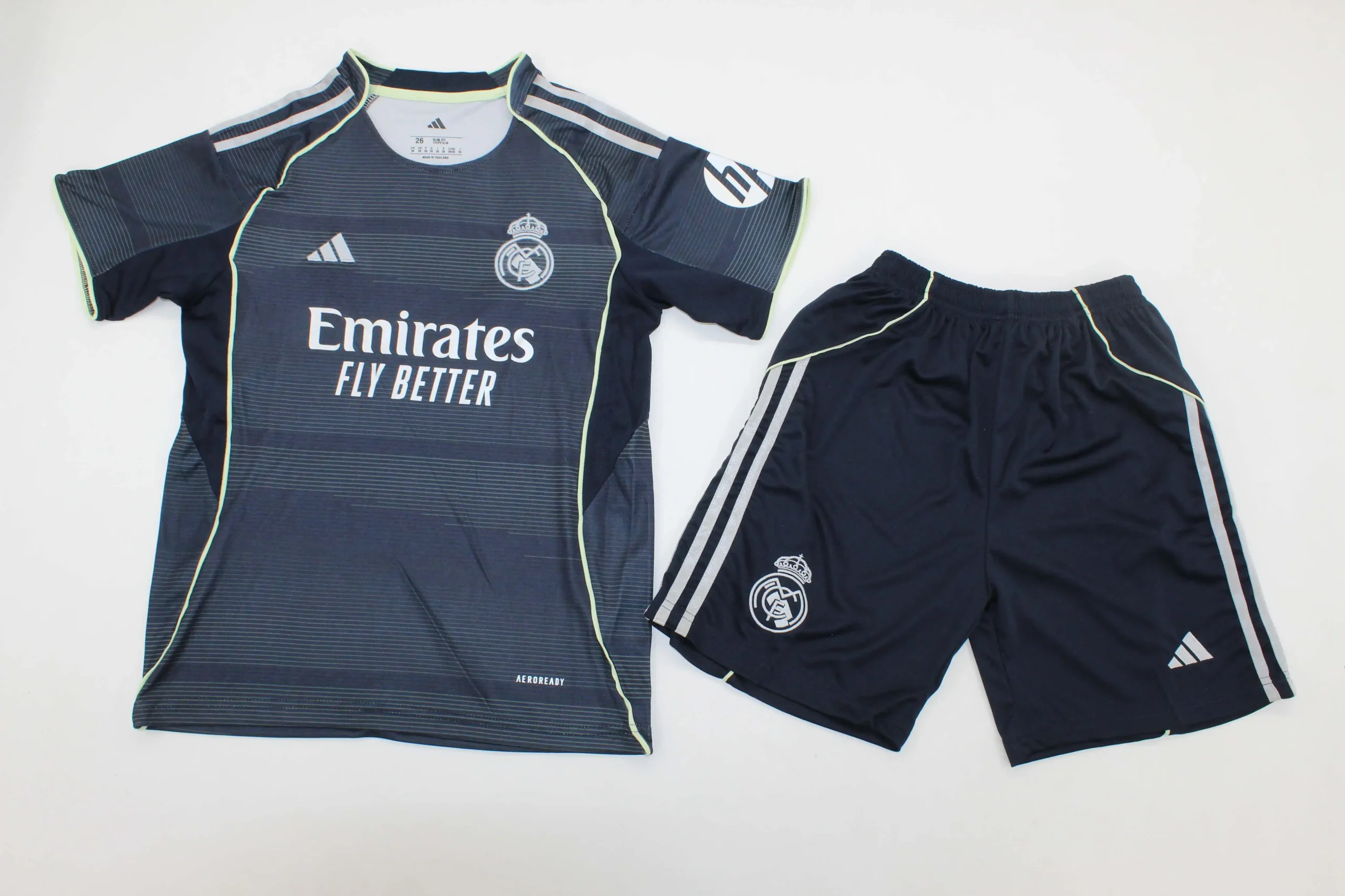 TallaNino-Kit-de-Nino-Real-Madrid-visitante-portada-1.webp Kit de niño Real Madrid visitante 25/26 - Imagen 1
