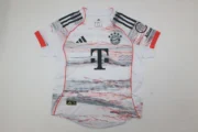 Kit de niño Bayern Münich visitante versión jugador 25/26 - Imagen 17