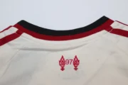 Kit de niño Liverpool visitante 25/26 - Imagen 13