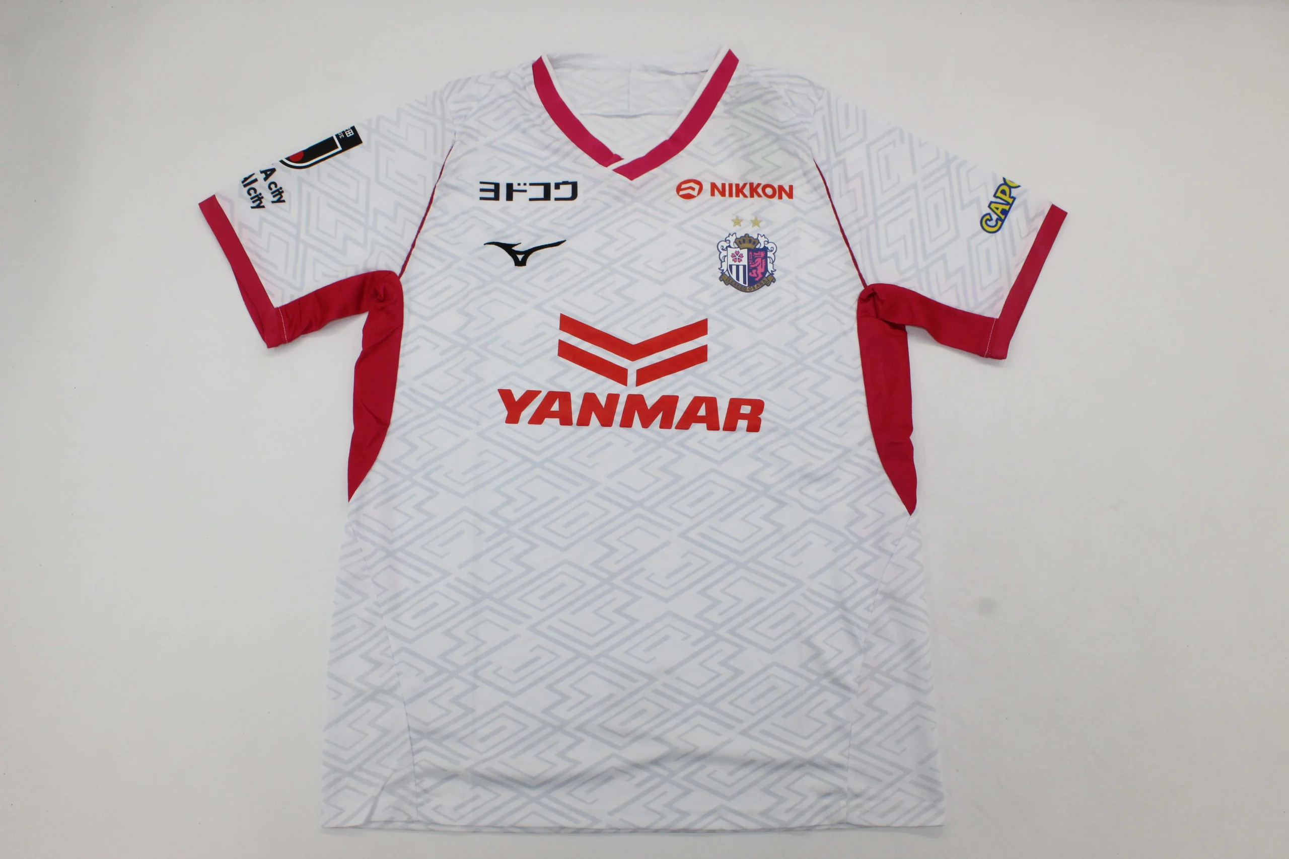 Clubes26-CerezoOsaka-visitante-portada Cerezo Osaka visitante 25/26 - Imagen 1