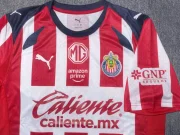 Chivas local 25/26 versión jugador - Imagen 3