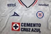 Cruz Azul visitante 25/26 - Imagen 10