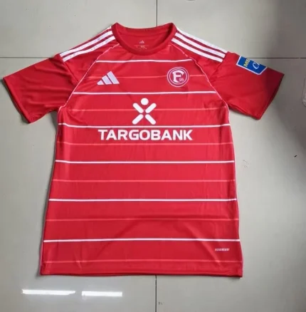 Dusseldorf local 25/26