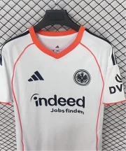 Eintracht Frankfurt alternativa 25/26 - Imagen 4