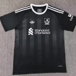 Liverpool portero color negro 25/26