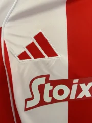 Olympiacos local 25/26 - Imagen 2