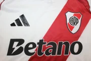 River Plate local 25/26 versión jugador - Imagen 11