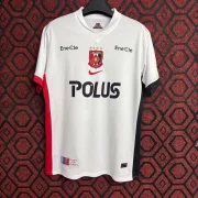 Urawa Red Diamonds visitante 25/26