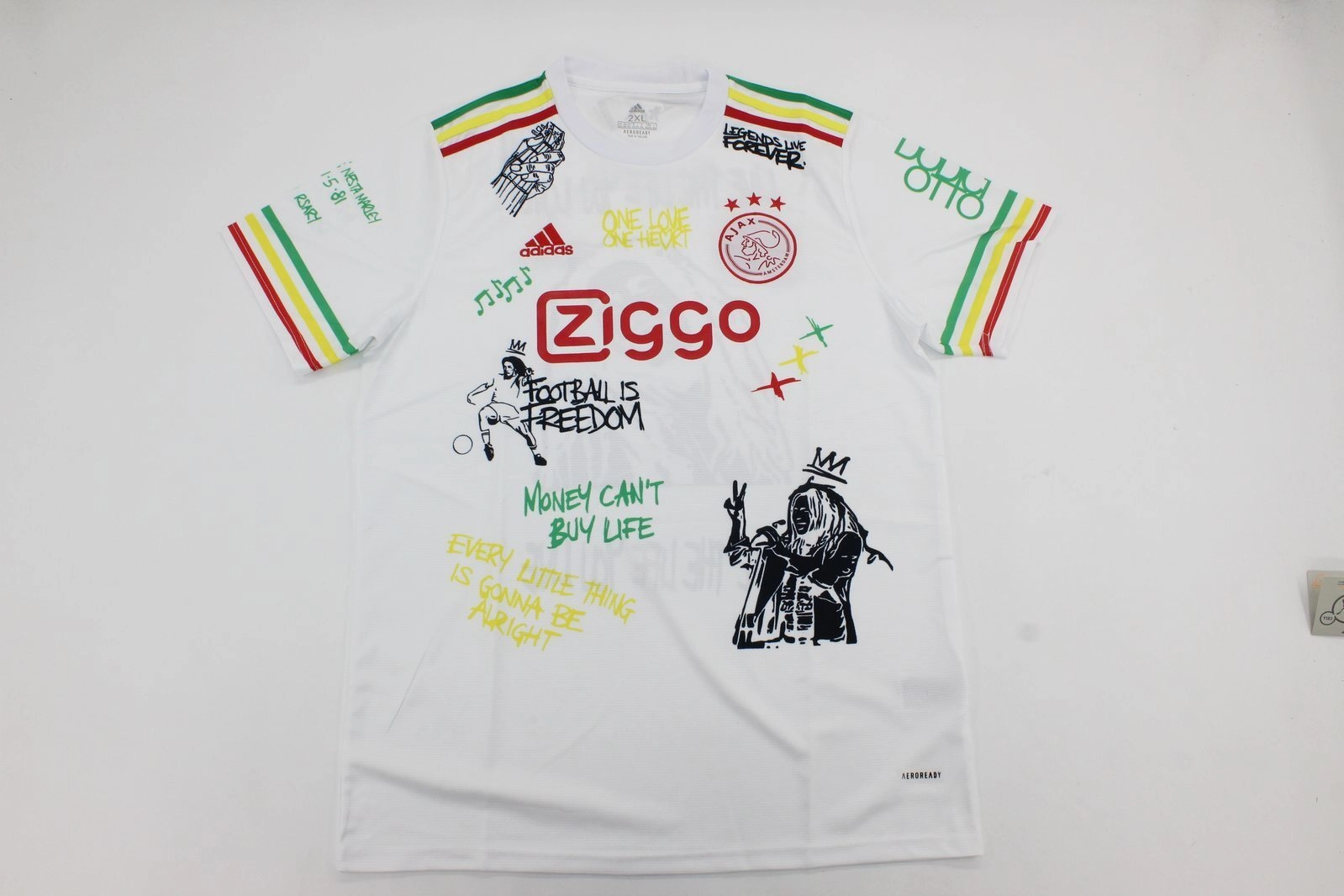 Retro-Clubes-Ajax-21-22-Bob-Marley-blanco-portada Ajax retro 21/22 Bob Marley blanco - Imagen 1