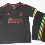 Kit de niño Ajax retro 21/22