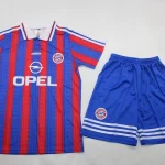 Kit de niño Bayern Münich retro 95/97