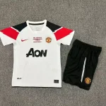 Kit de niño Manchester United retro 10/11 visitante