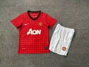 Kit de niño Manchester United retro 12/13