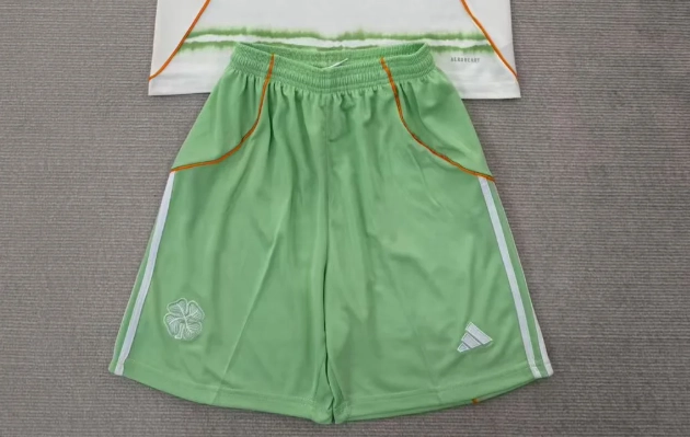 Short26-Celtic-alternativa-portada Short Celtic alternativa 25/26 - Imagen 1