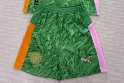 Short Manchester City portero color verde 25/26