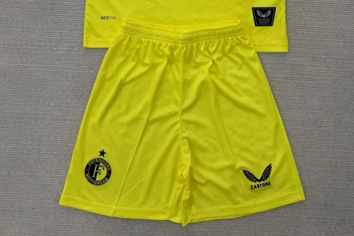 Short26-Feyenoord-portero-amarillo-portada Short Feyenoord portero color amarillo 25/26 - Imagen 1