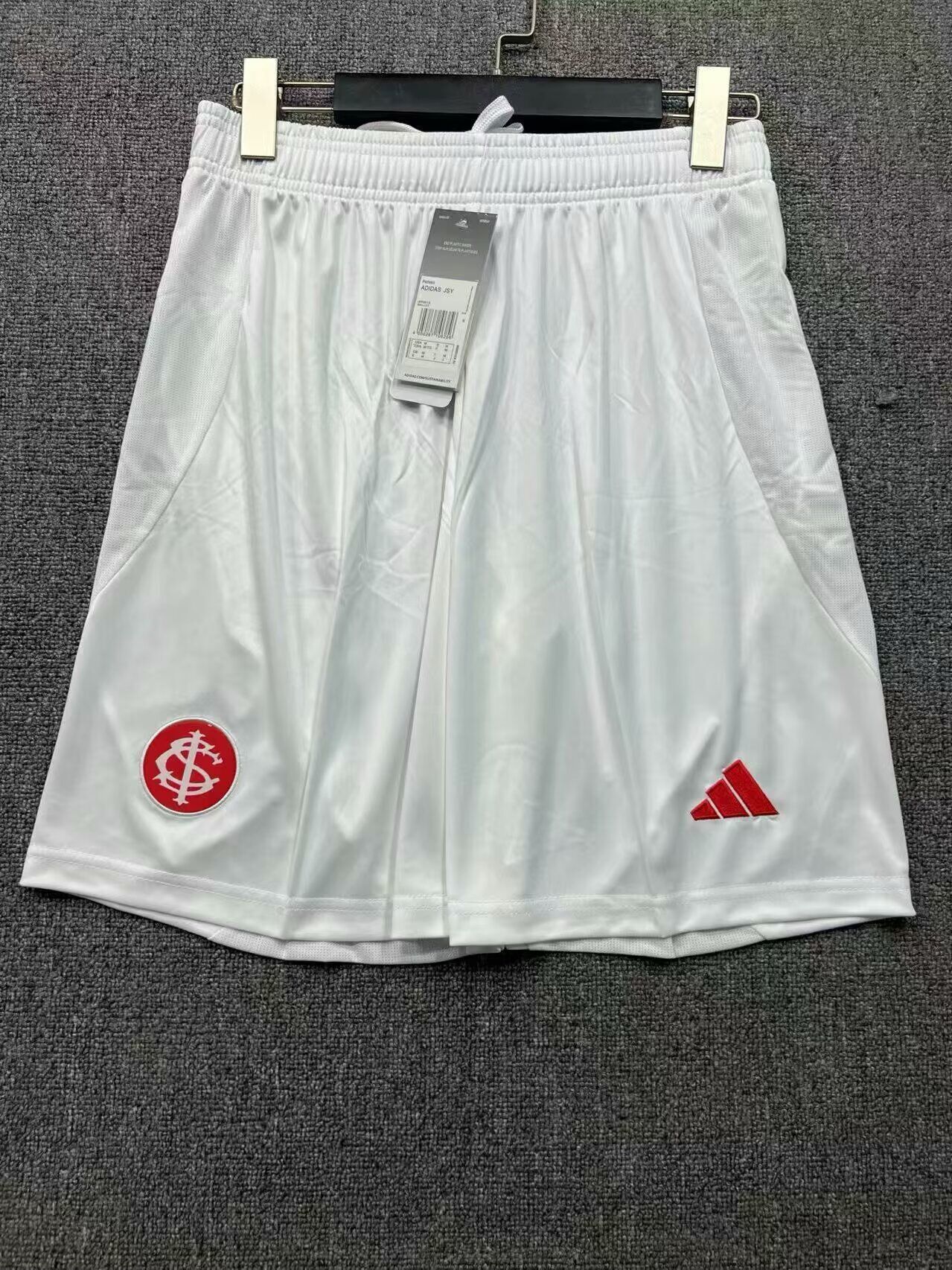 Short26-Internacional-local-portada Short Internacional local 25/26 - Imagen 1