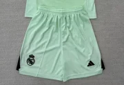 Short Real Madrid portero color verde 25/26