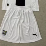 Short Parma local 25/26