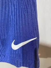 Short Tottenham local 25/26 versión jugador - Imagen 4