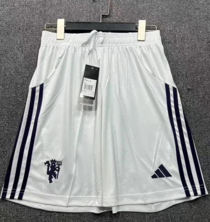 Short Manchester United visitante color blanco 25/26