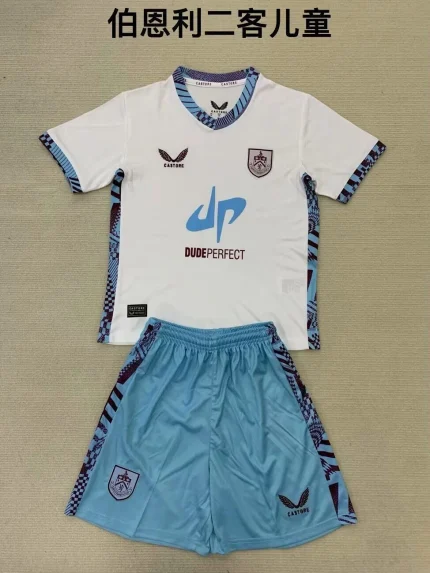 Kit de niño Burnley alternativa 25/26