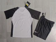 Kit de niño Corinthians local 25/26 - Imagen 2