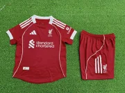 Kit de niño Liverpool local 25/26 versión jugador