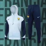 Chándal de adulto con gorro Francia modelo 04