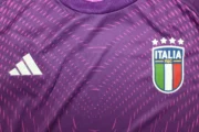 Italia portero color rosa 2025 versión jugador - Imagen 5
