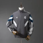 Cortavientos Real Madrid modelo 16