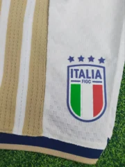 Kit de niño Italia local 2026 versión jugador - Imagen 2