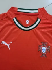 Portugal local 2025 manga larga versión jugador - Imagen 2