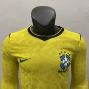 Brasil local manga larga 2025 versión jugador - Imagen 3