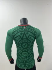 México local manga larga 2025 versión jugador - Imagen 2