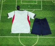 Kit de niño Inglaterra local 2026 - Imagen 2