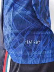 Japón local 2025 versión jugador - Imagen 4