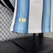 Argentina local manga larga 2026 versión jugador - Imagen 5