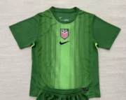 Estados Unidos portero color verde 2025