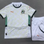 Kit de niño Costa de Marfil visitante 2025