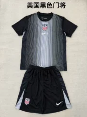 Kit de niño Estados Unidos portero color negro 2025