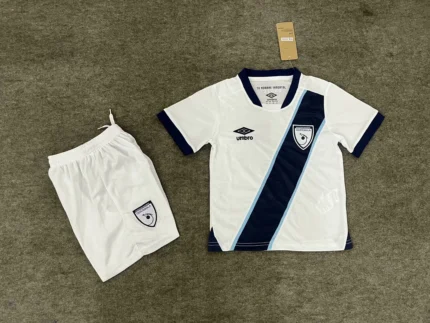 Kit de niño Guatemala local 2025