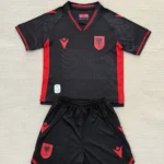 Kit de niño Albania alternativa 2025