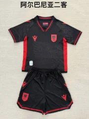 Kit de niño Albania alternativa 2025