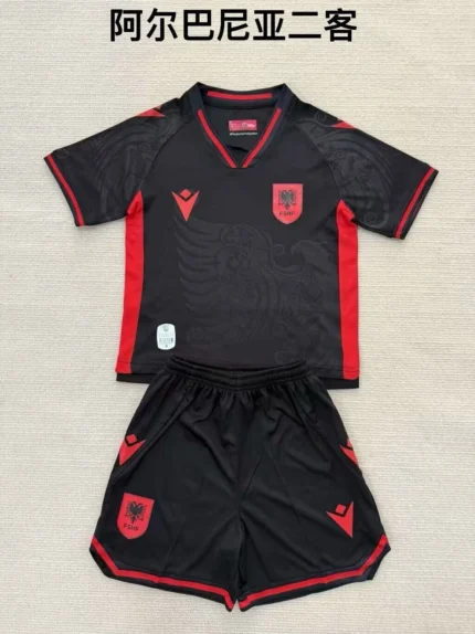 Kit de niño Albania alternativa 2025