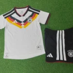 Kit de niño Alemania local 2026 versión jugador