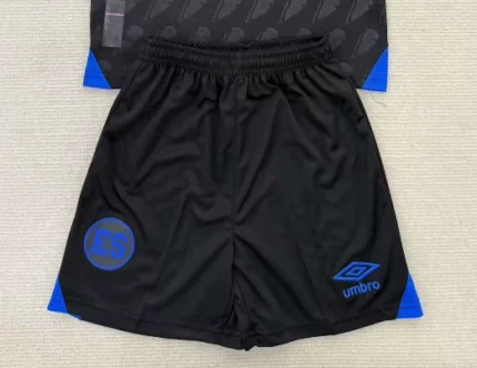 Short El Salvador alternativa 2025