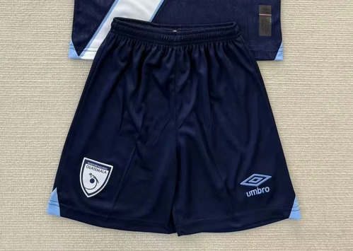 a Short Guatemala visitante 2025 - Imagen 1