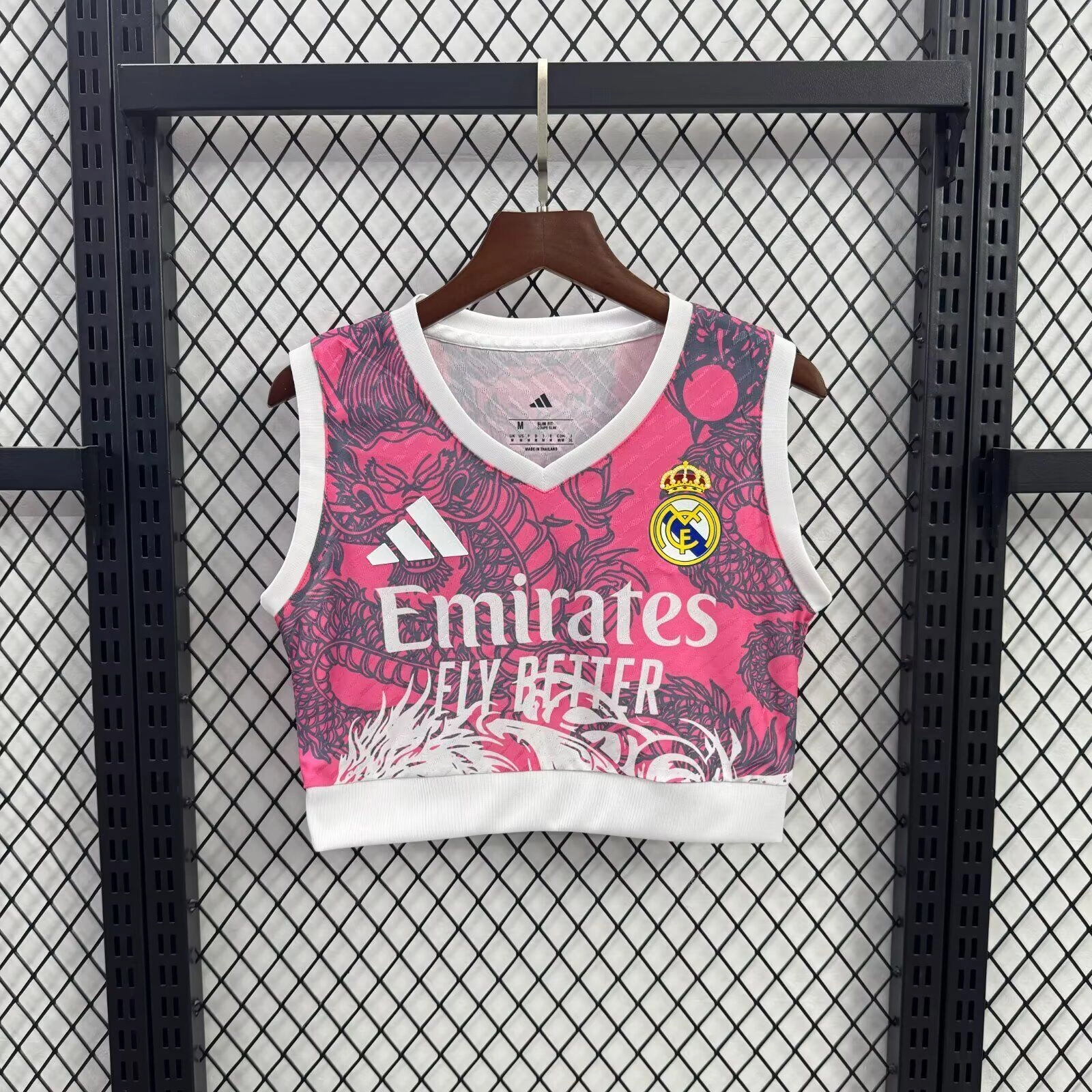 a Top Real Madrid edición especial 25/26 modelo 02 - Imagen 1