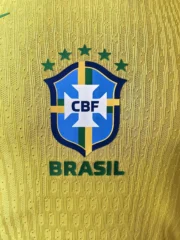 Brasil local manga larga 2025 versión jugador - Imagen 7